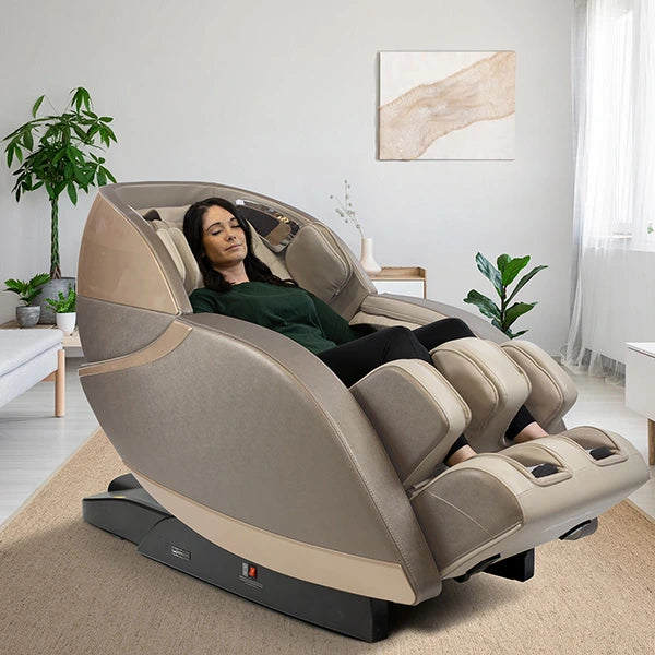 Kyota Kansha M878 4D Massage Chair Gold / Tan
