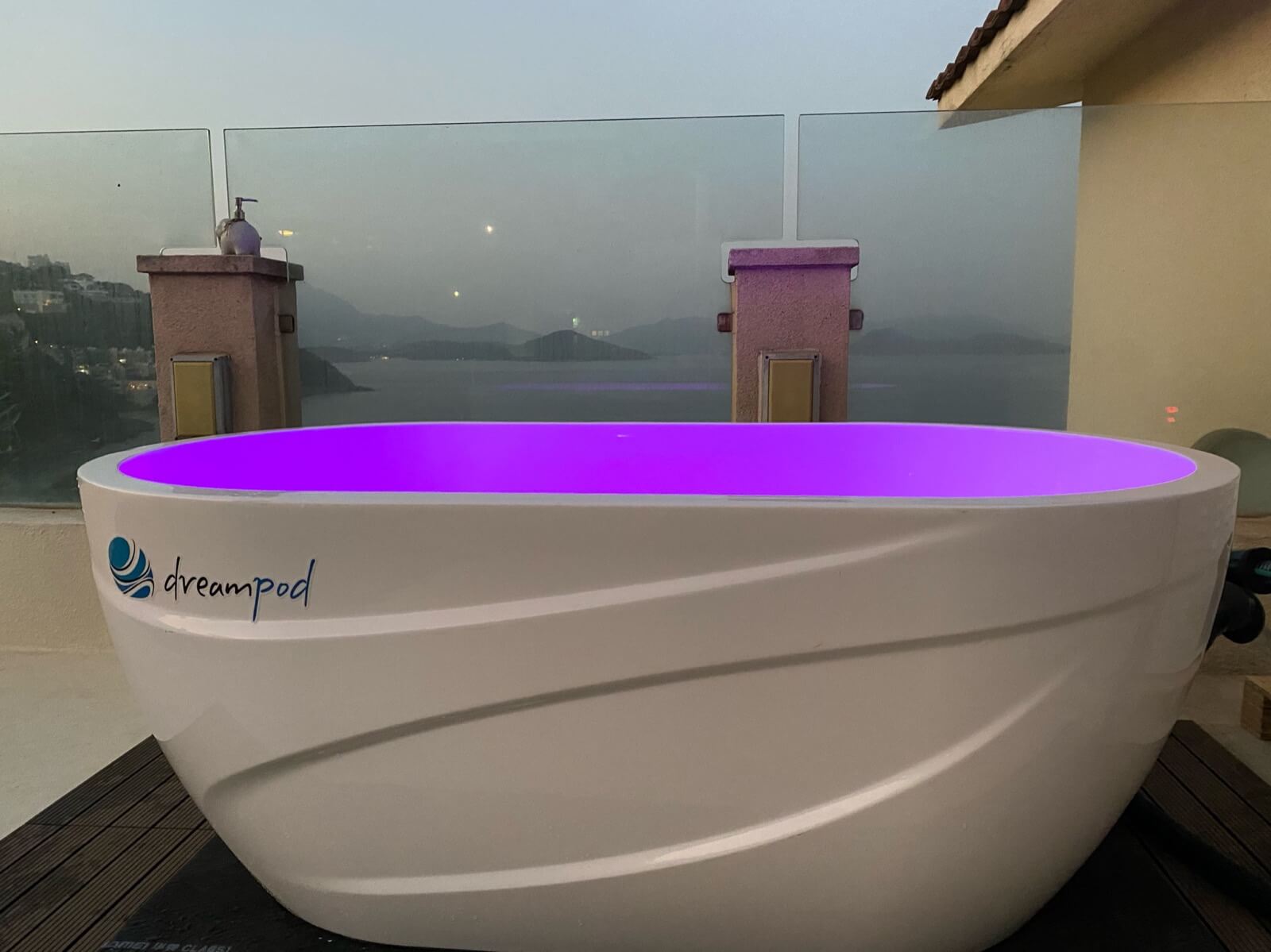 The Dreampod Ice Bath with Chiller