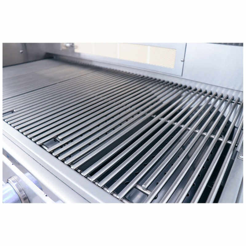 RCS Cutlass Pro 42 Inch 4 Burner Freestanding Gas Grill with Ceramic Briquettes