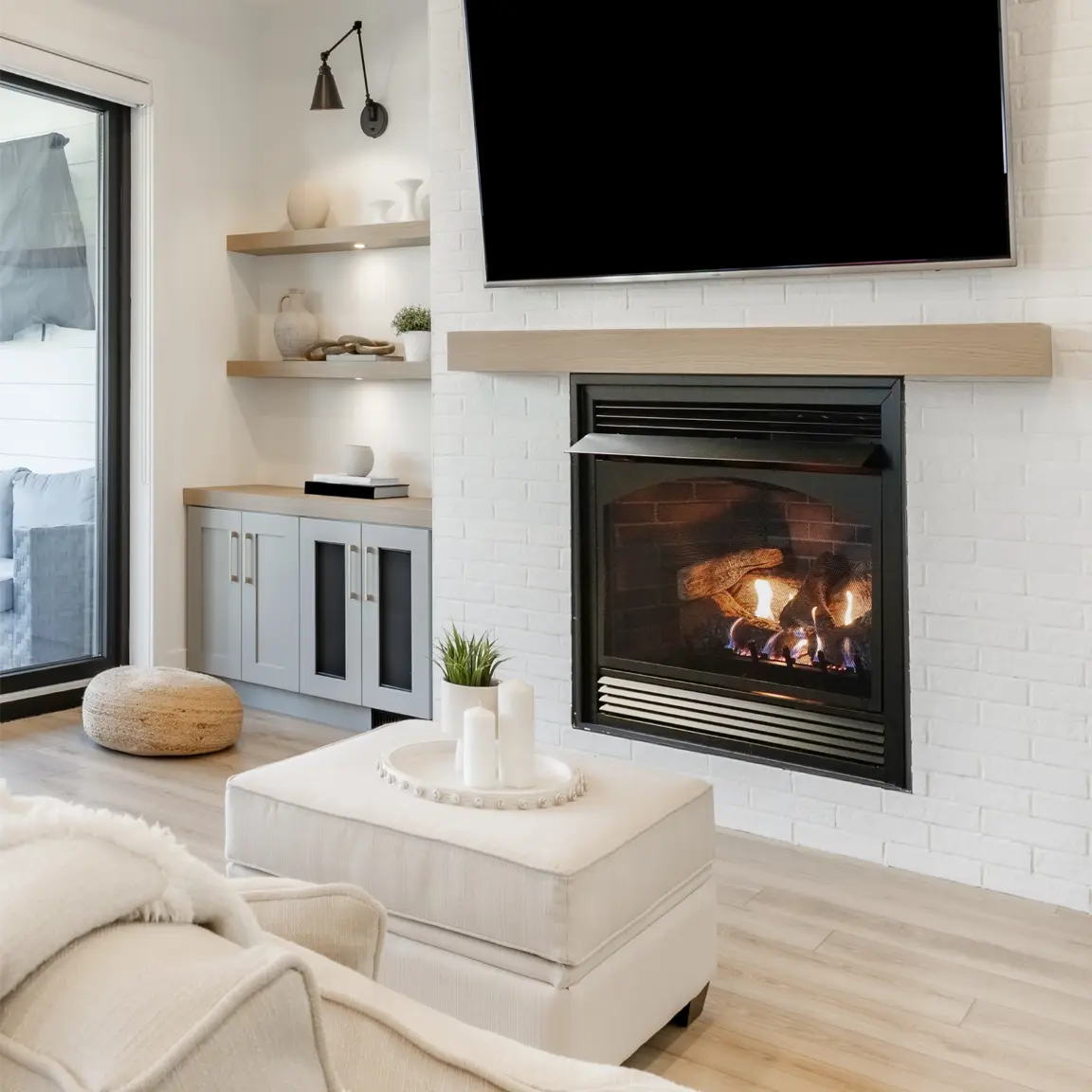 American Hearth Empire Vail Premium 32" Vent-Free Fireplace