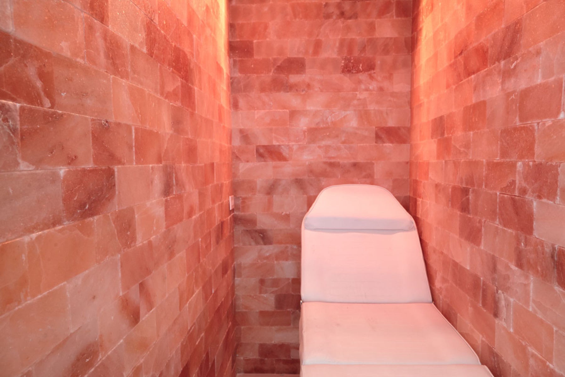 Himalayan Salt Room 8' x 8' Surface Area - 64 Sq feet